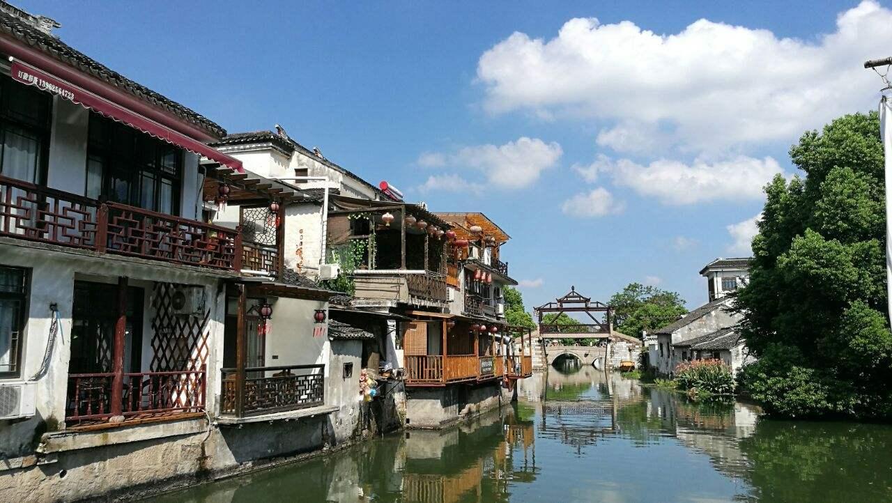 结婚之后，是否应该和父母同住呢？游戏画面